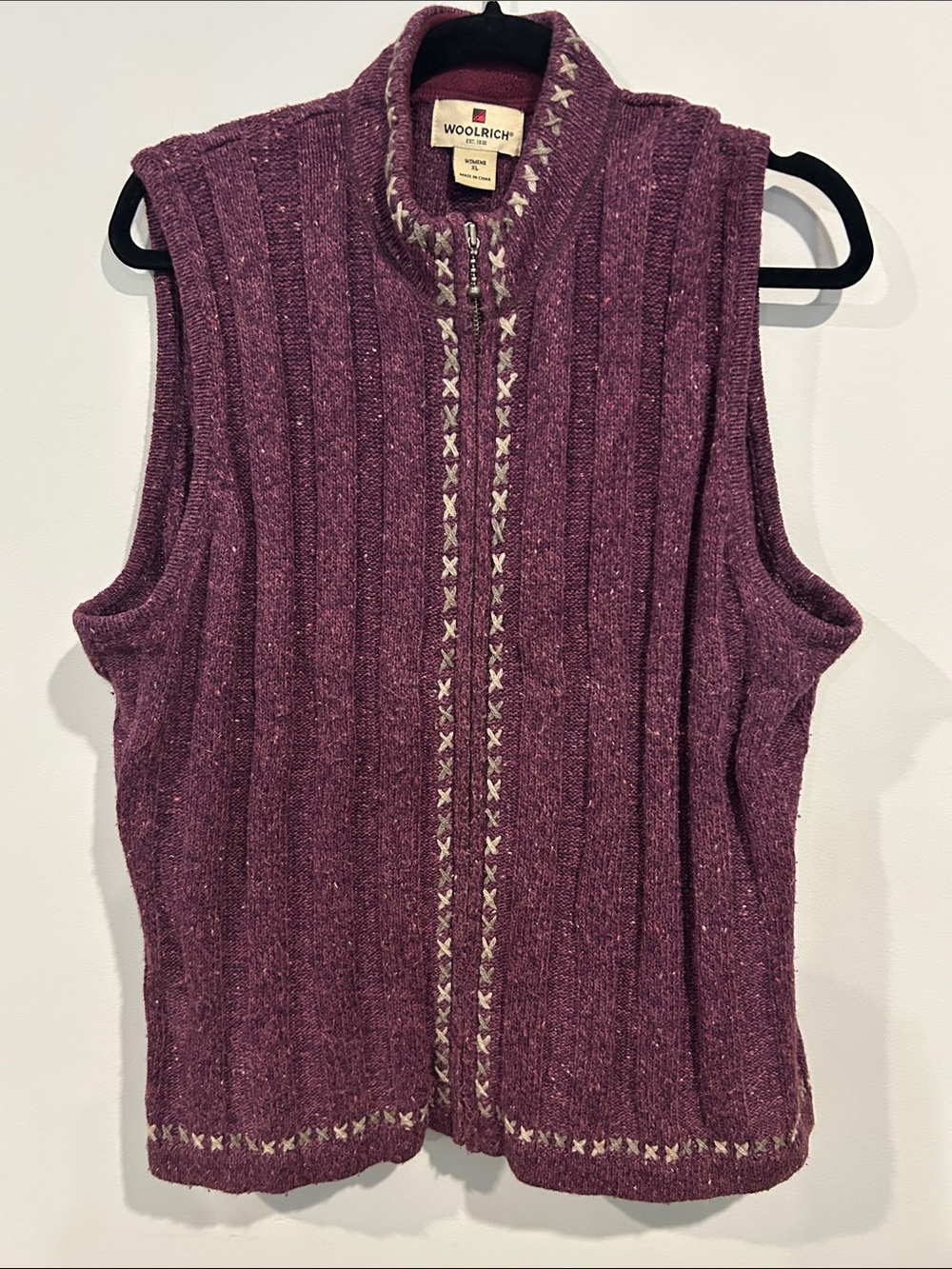 Woolrich Plum Knit Sleeveless Zip Vest with Contrast Stitching